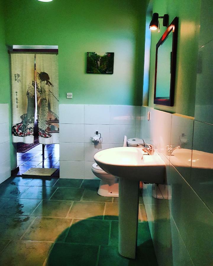 Waterfalls Homestay Элла Экстерьер фото